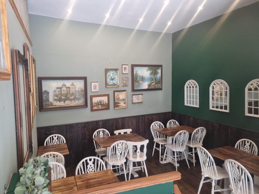 Sip and Sculpt at Biscuit and Brew
