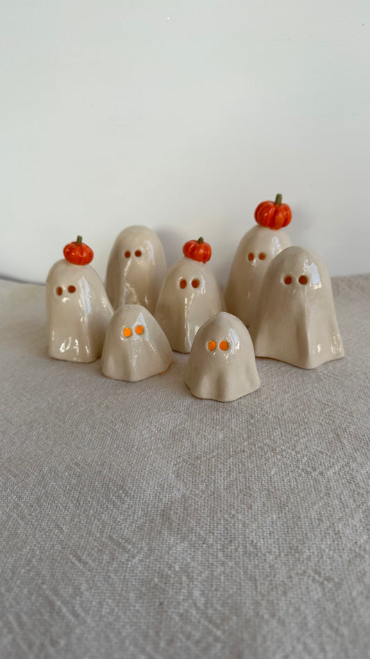 Pottery Ghost workshop at The Milking Parlour